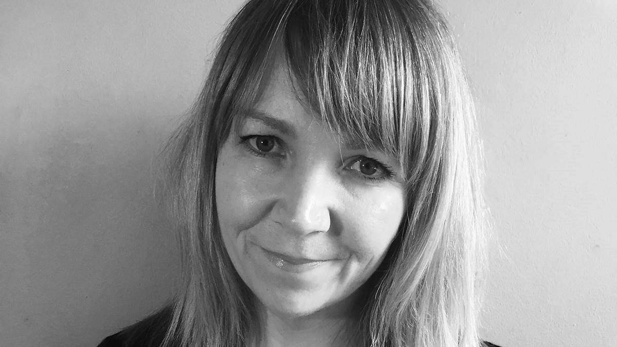 Q&a With Fiona Lumbers, Illustrator Of The Secret Sky Garden - Peters