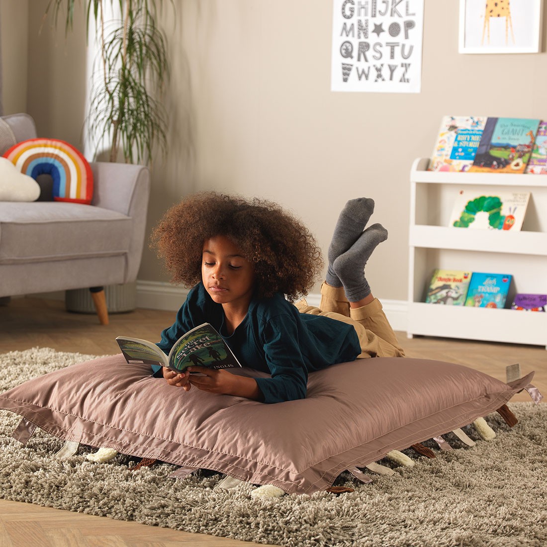 Quiet children's reading corner for pupils